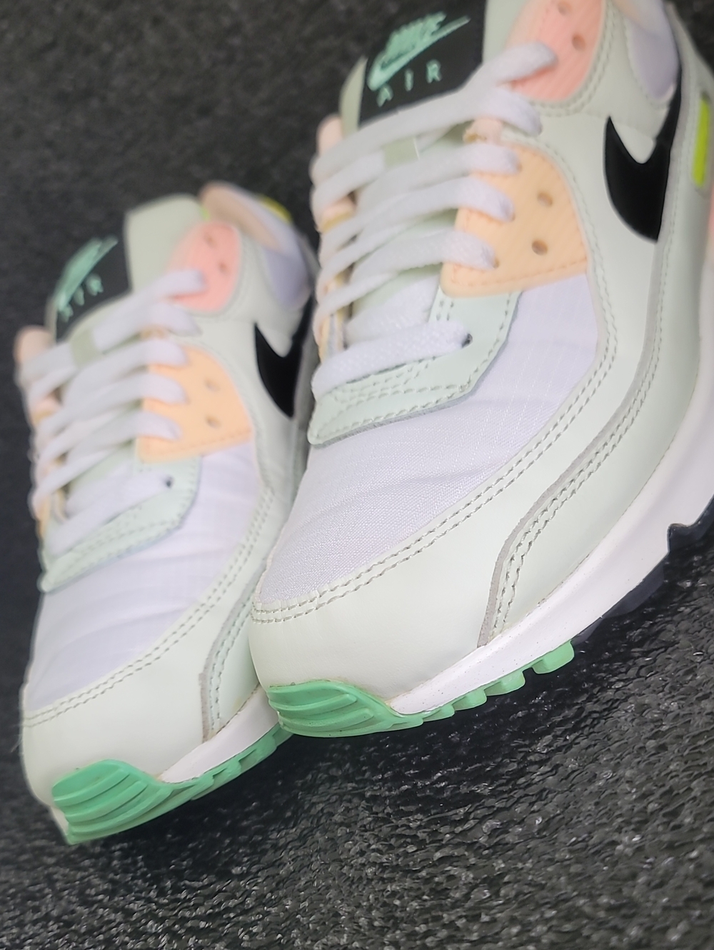 Nike Air Max 90 "Easter" Wmns 8 Great Condition Fast Shipping - Picture 6 of 12